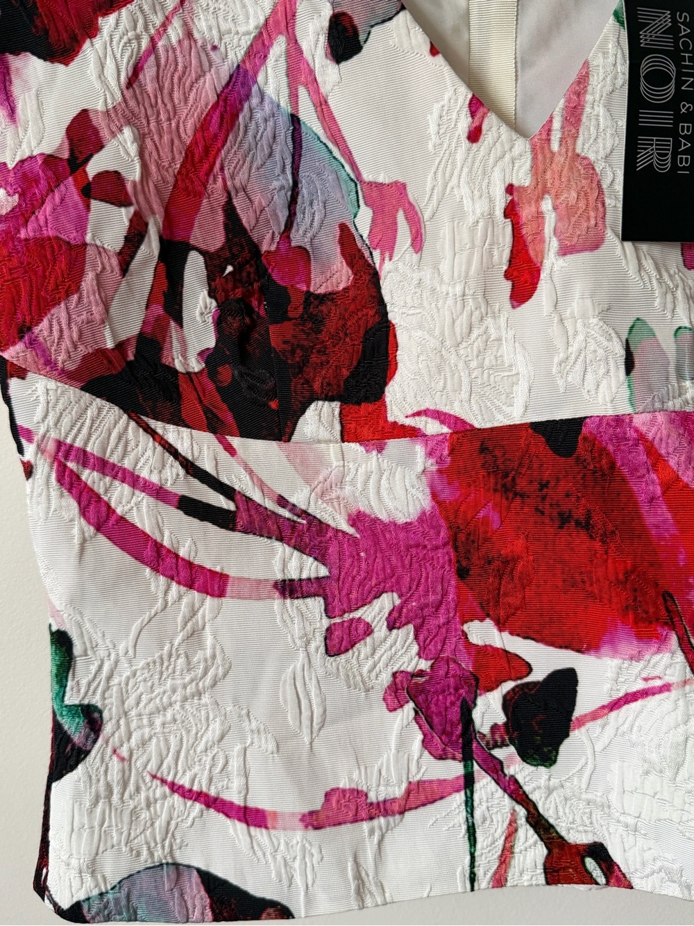 Sachin + Babi White Floral V-Neck Cap-Sleeve Top with Pink and Red Print - Picture 5 of 7